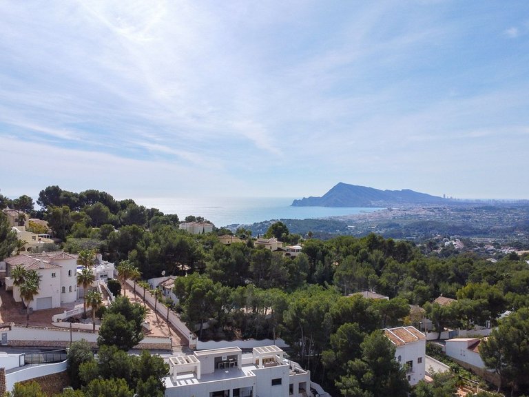 Villa for Sale in La Sierra, Altea, Alicante 5