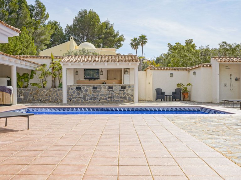 Villa for Sale in La Sierra, Altea, Alicante 6