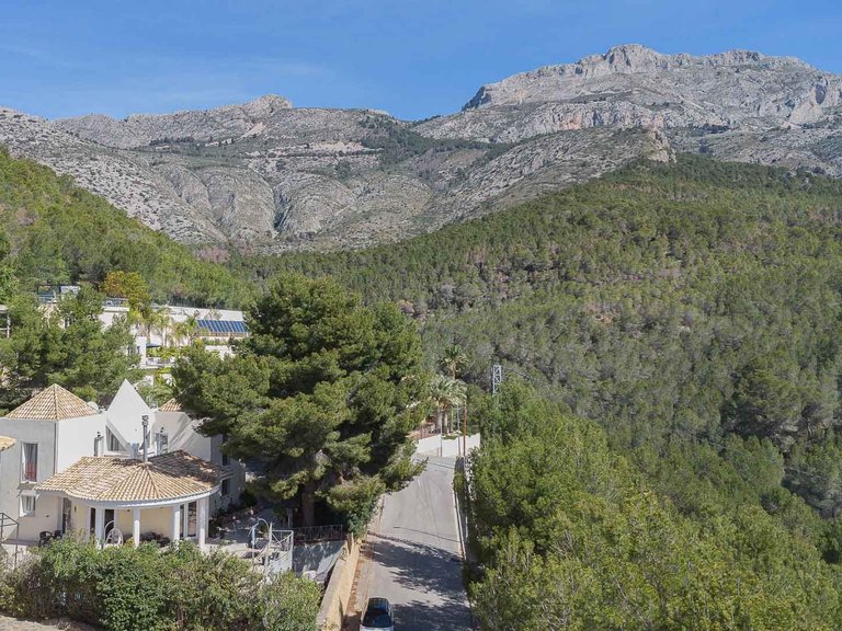 Villa for Sale in Altea la Vella, Altea, Alicante 3