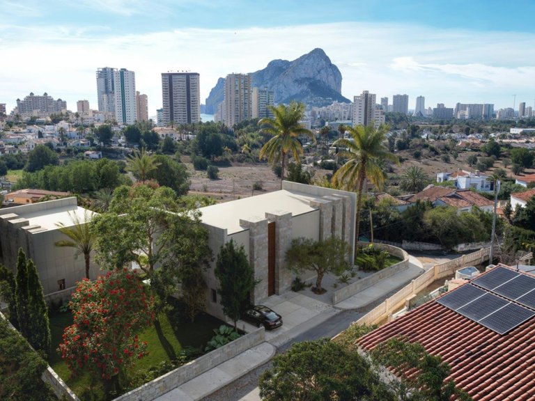 Villa for Sale in Merced, Calpe, Alicante 1