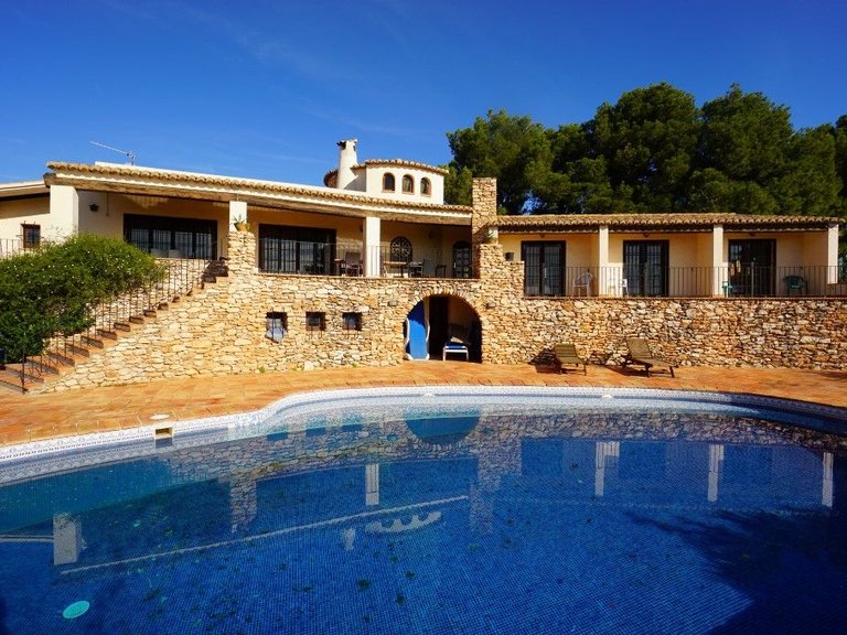 Villa for Sale in Gran sol, Calpe, Alicante 1
