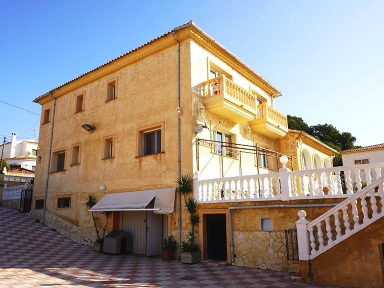 Villa for Sale in Playa morello, Calpe, Alicante 1