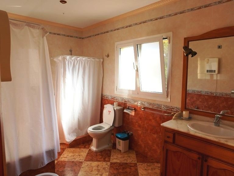 Villa for Sale in Playa morello, Calpe, Alicante 9