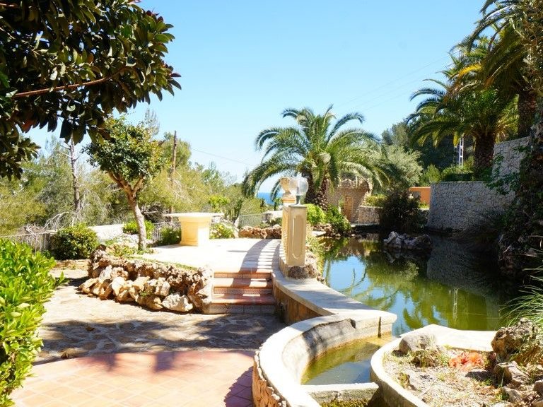 Villa for Sale in Cala Advocat - Baladrar, Benissa, Alicante 18
