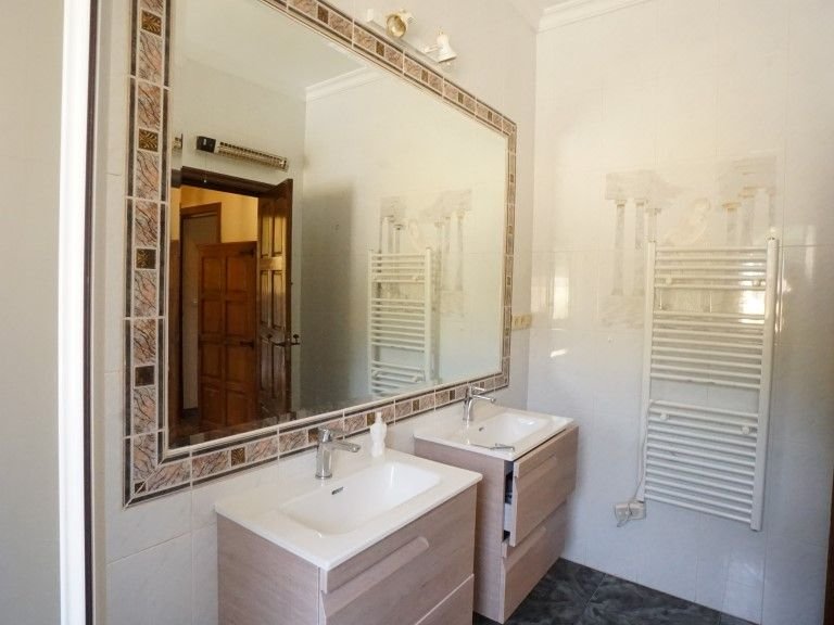 Town House for Sale in Alfaz del PI Pueblo-Urbanizaciones, L'alfas Del Pi, Alicante 12