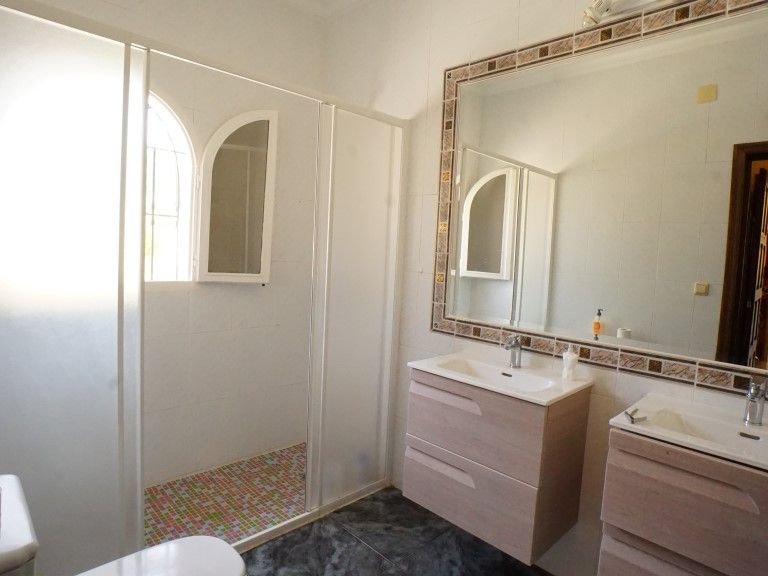 Town House for Sale in Alfaz del PI Pueblo-Urbanizaciones, L'alfas Del Pi, Alicante 18