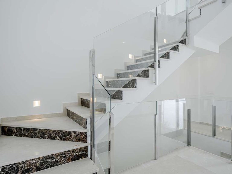 Villa for Sale in Playa de Fossa-Levante, Calpe, Alicante 29