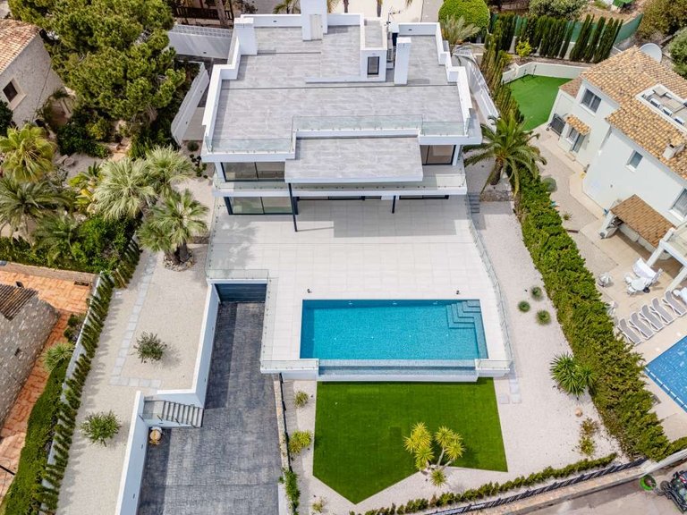 Villa for Sale in Playa de Fossa-Levante, Calpe, Alicante 4