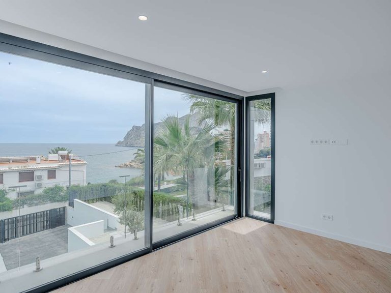 Villa for Sale in Playa de Fossa-Levante, Calpe, Alicante 42