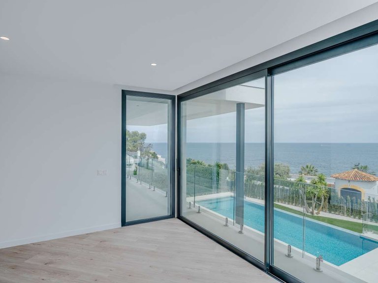 Villa for Sale in Playa de Fossa-Levante, Calpe, Alicante 9