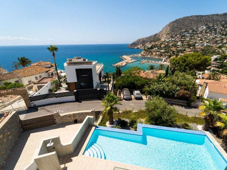 Villa for Sale in Manzanera, Calpe, Alicante 28