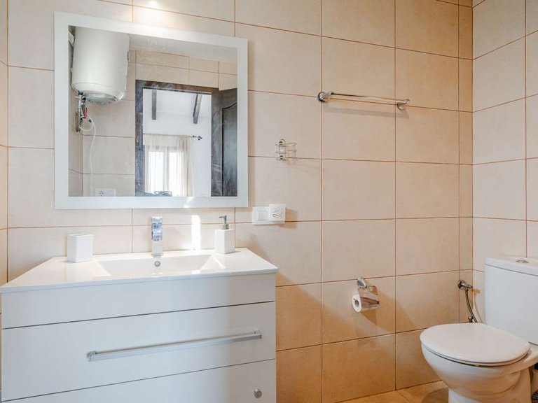 Villa for Sale in Benissa pueblo, Benissa, Alicante 36