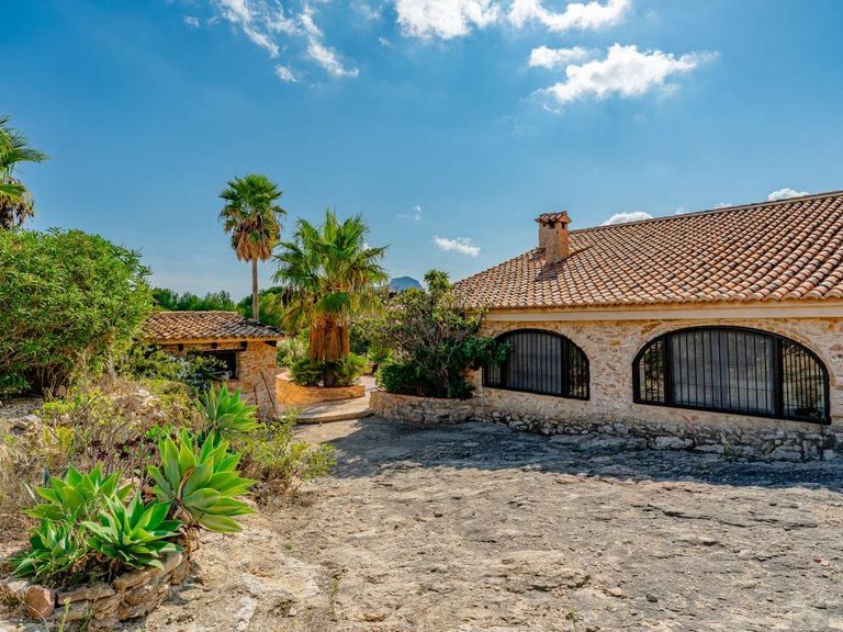 Villa for Sale in Benissa pueblo, Benissa, Alicante 40