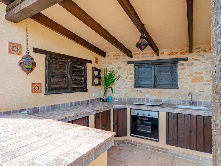 Villa for Sale in Benissa pueblo, Benissa, Alicante 41