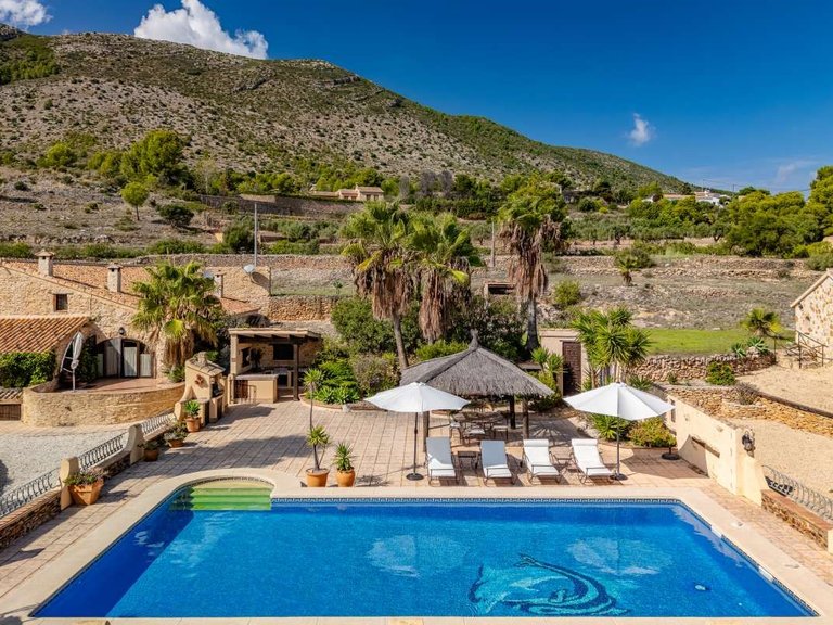 Villa for Sale in Benissa pueblo, Benissa, Alicante 47