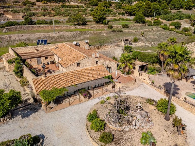 Villa for Sale in Benissa pueblo, Benissa, Alicante 48