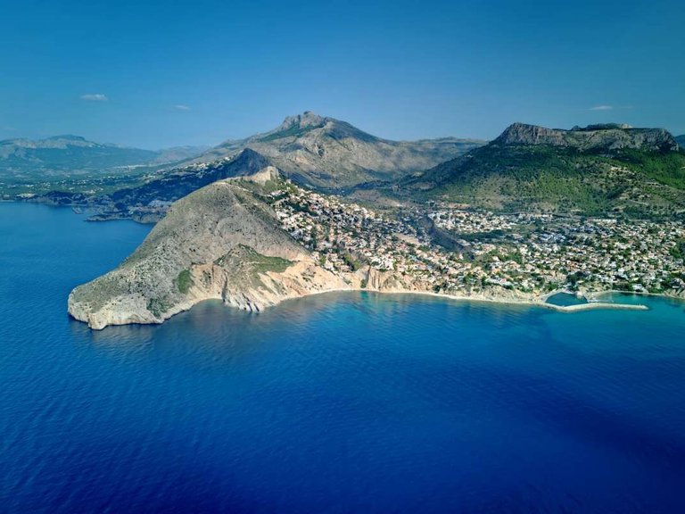 Villa for Sale in Maryvilla, Calpe, Alicante 12