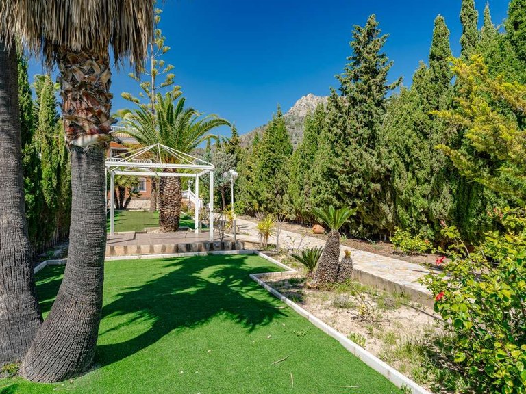 Villa for Sale in Maryvilla, Calpe, Alicante 31