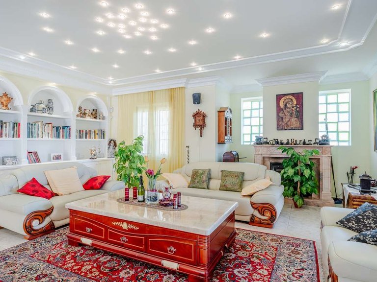 Villa for Sale in Maryvilla, Calpe, Alicante 5