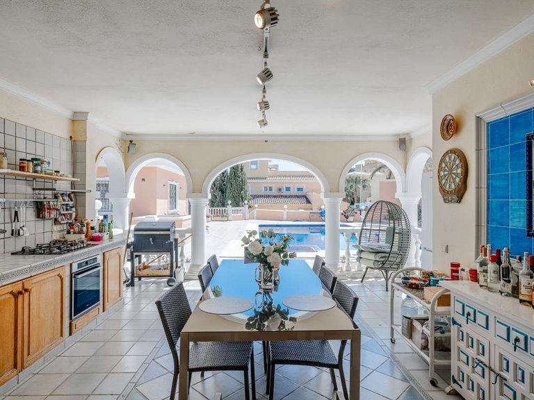 Villa for Sale in Maryvilla, Calpe, Alicante 8