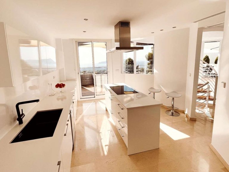 Villa for Sale in Altea la Vella, Altea, Alicante 4
