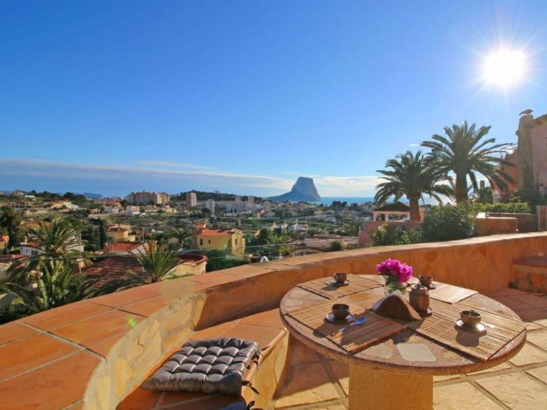 Villa for Sale in Canuta, Calpe, Alicante 1
