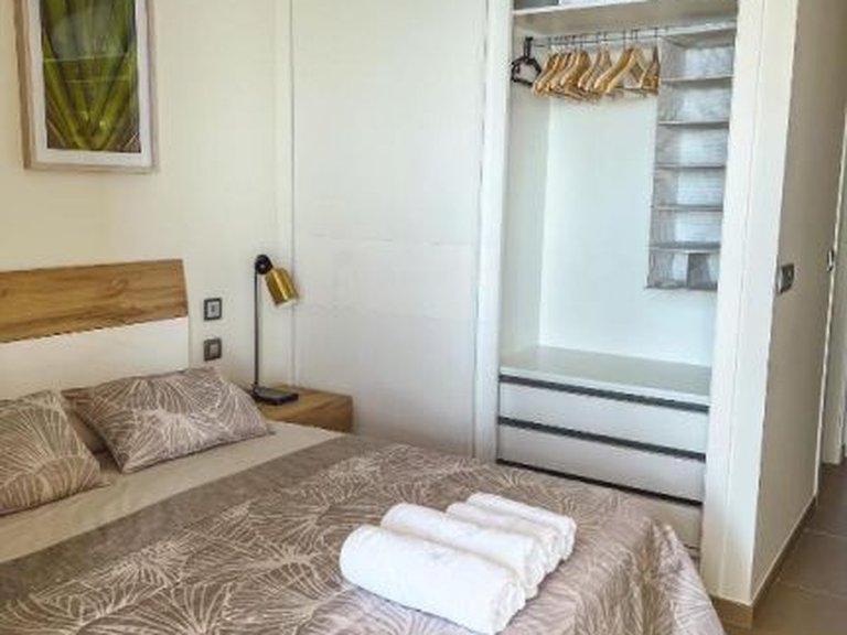 Apartment for Sale in Centro, Benidorm, Alicante 11