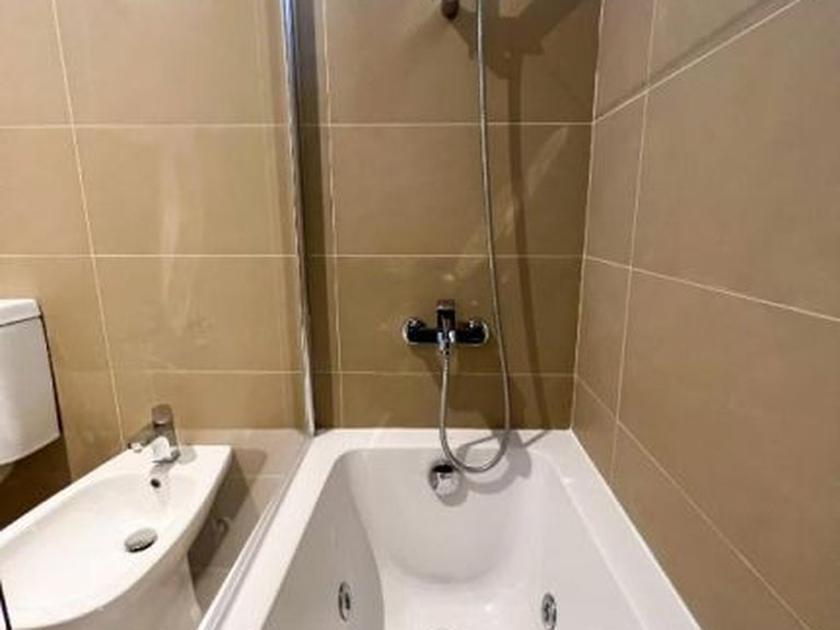 Apartment for Sale in Centro, Benidorm, Alicante 17