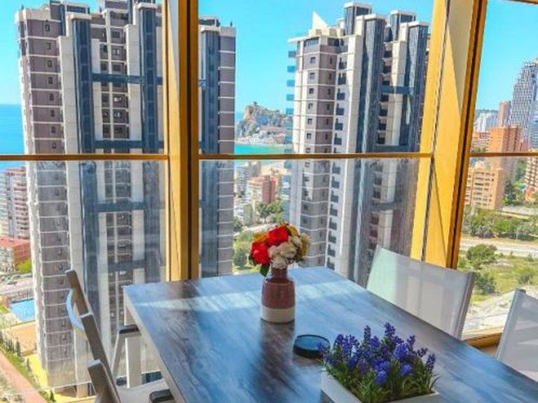 Apartment for Sale in Centro, Benidorm, Alicante 18