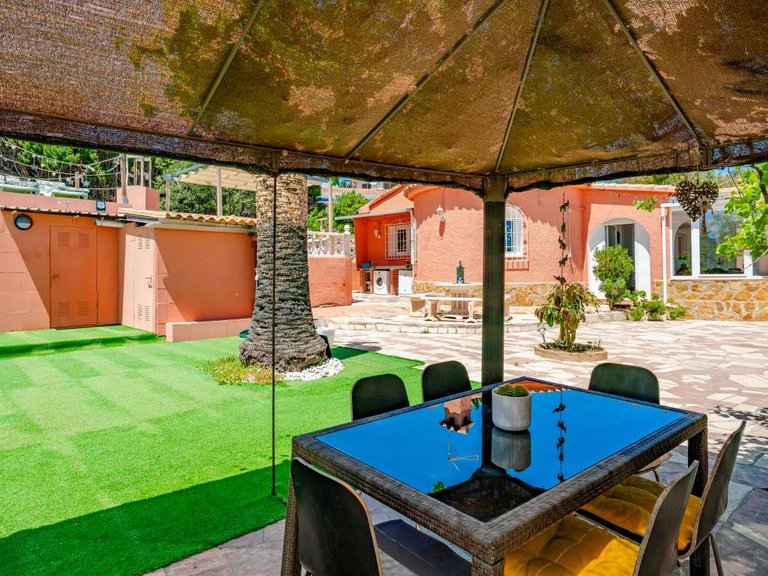 Villa for Sale in Calpe, Alicante 31