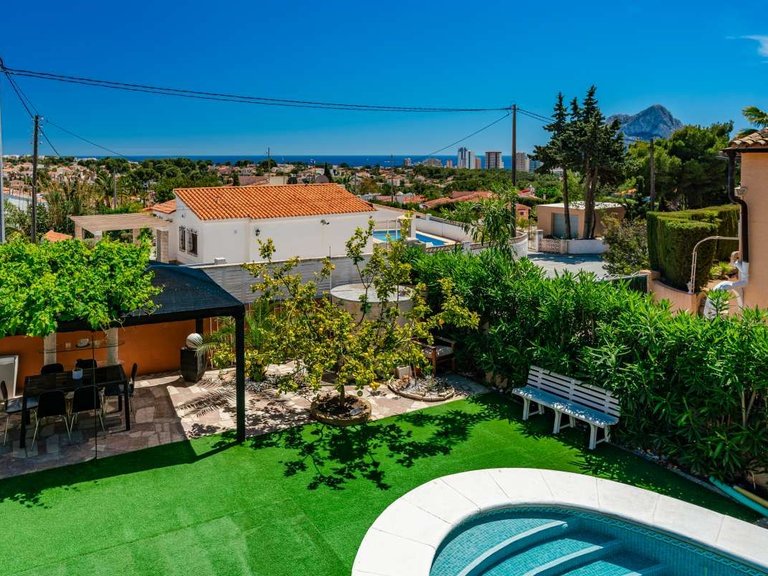 Villa for Sale in Calpe, Alicante 40