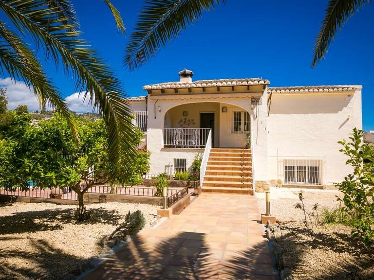 Villa for Sale in Pla del mar, Moraira, Alicante 11
