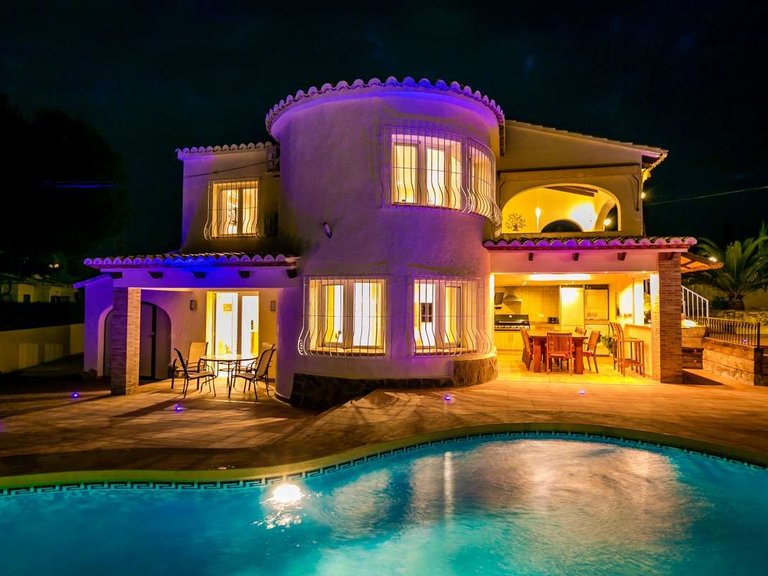 Villa for Sale in Pla del mar, Moraira, Alicante 39