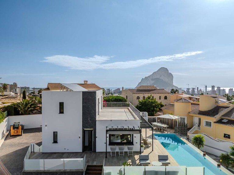 Villa for Sale in Calpe, Alicante 26