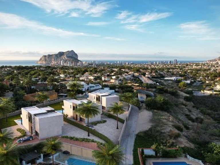 Villa for Sale in Calpe, Alicante 3
