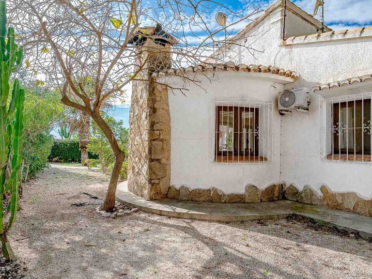 Villa for Sale in El Portet-Pla del Mar, Moraira, Alicante 6