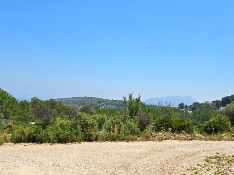 Villa for Sale in Pueblo 13, Benidoleig, Alicante 2