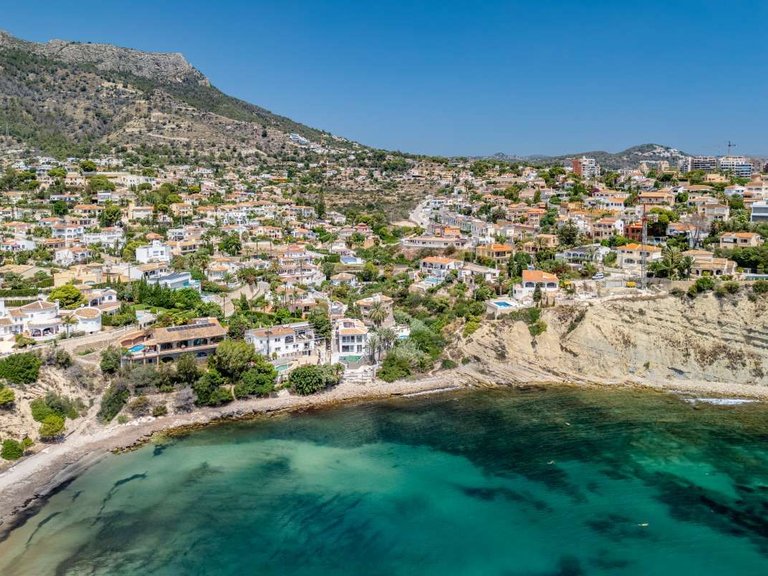 Villa for Sale in Calpe, Alicante 30