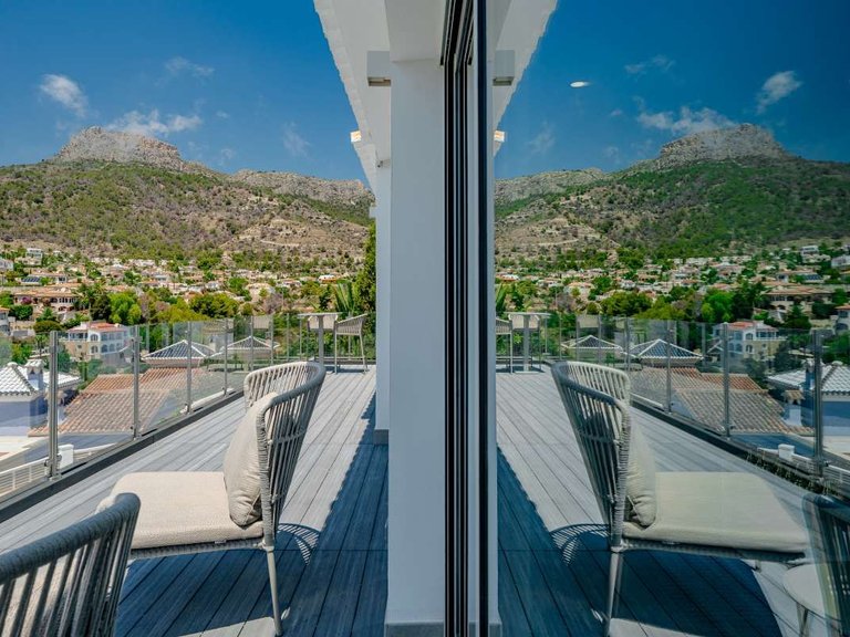 Villa for Sale in Calpe, Alicante 36