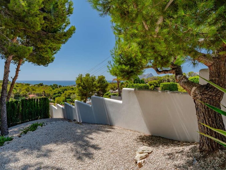 Villa for Sale in Pla del mar, Moraira, Alicante 16