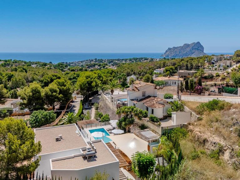Villa for Sale in Pla del mar, Moraira, Alicante 3