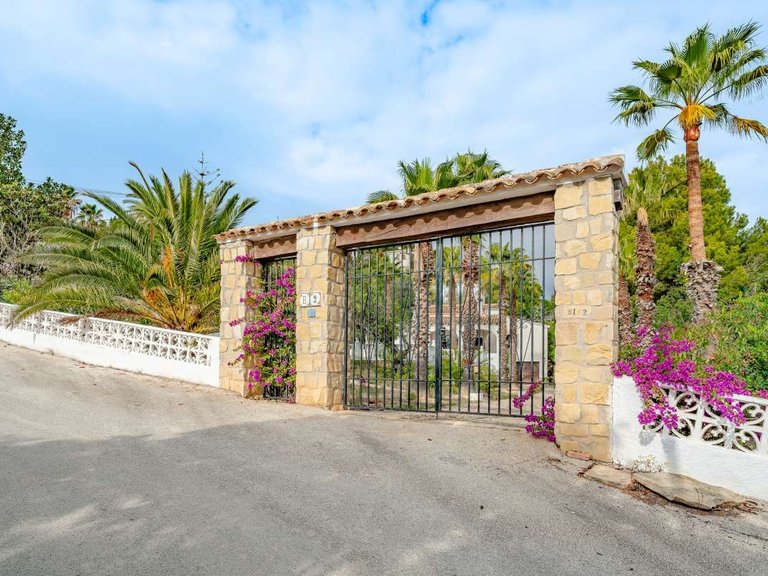 Villa for Sale in Benissa pueblo, Benissa, Alicante 12