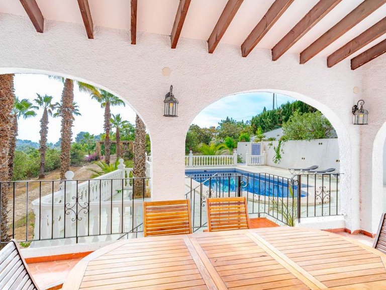 Villa for Sale in Benissa pueblo, Benissa, Alicante 2