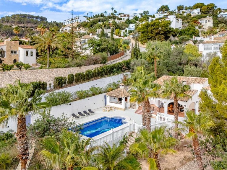 Villa for Sale in Benissa pueblo, Benissa, Alicante 9