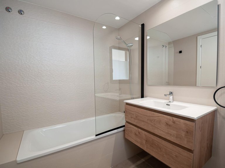 Apartment for Sale in Playa arenal-bol, Calpe, Alicante 17