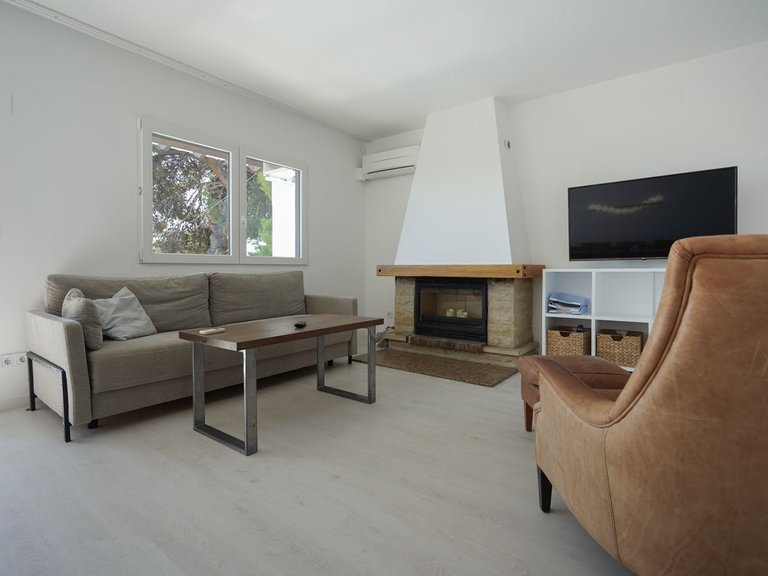 Villa for Sale in Benicolada, Calpe, Alicante 5