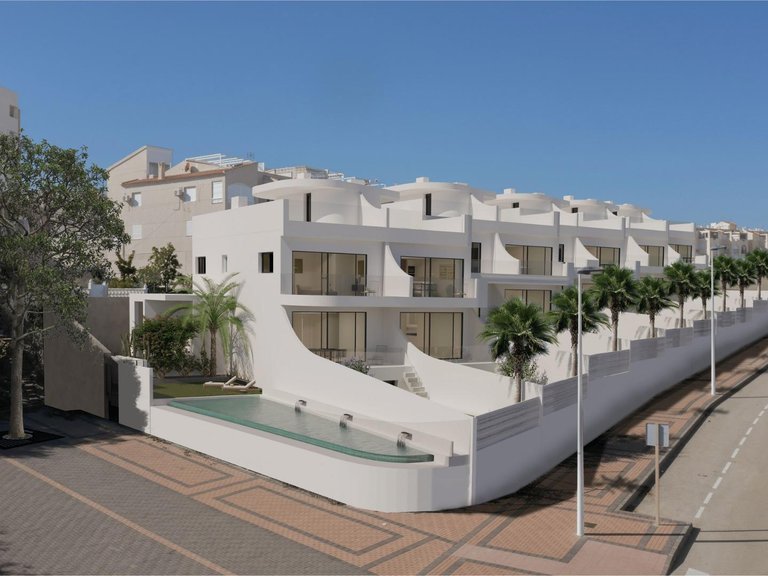Villa for Sale in Torre la mata, Torrevieja, Alicante 4