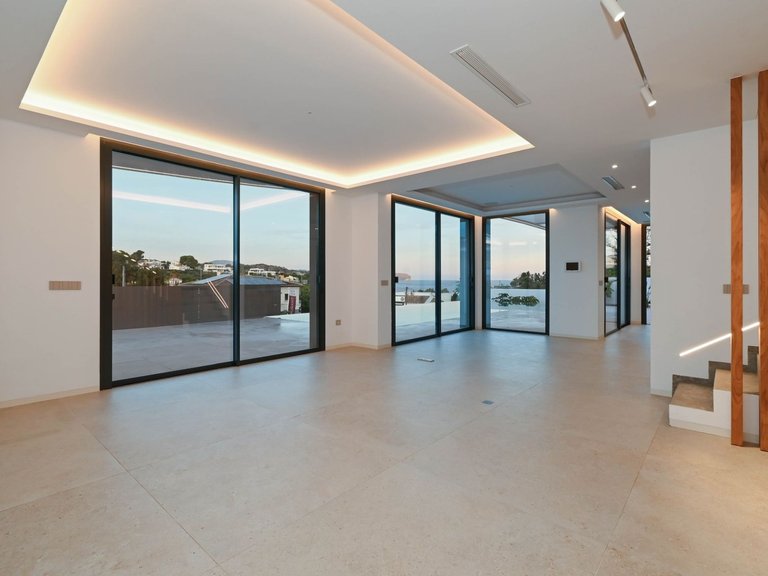 Villa for Sale in playa fustera, Benissa, Alicante 11