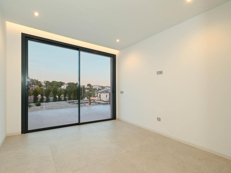 Villa for Sale in playa fustera, Benissa, Alicante 22