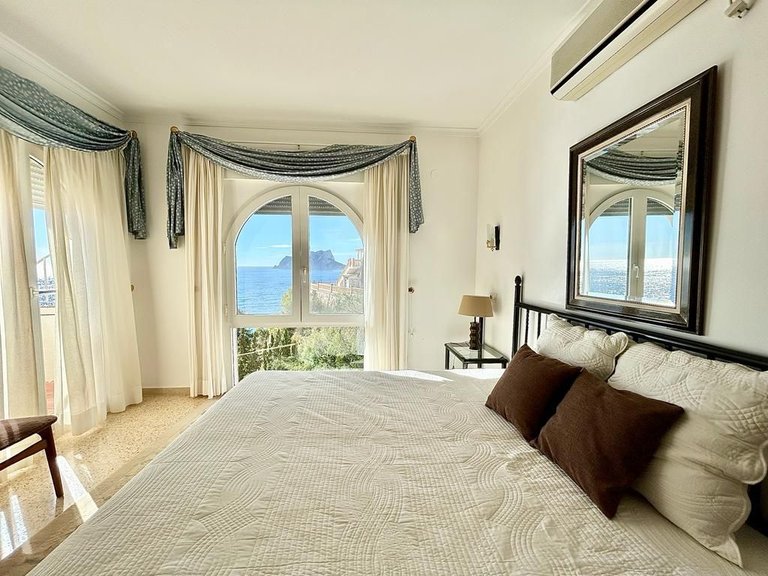 Villa for Sale in Pla del mar, Moraira, Alicante 5